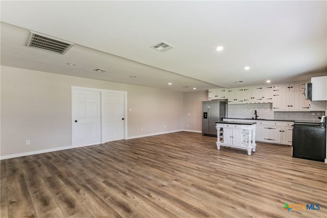 14380 Spotted Horse Lane, Salado, TX 76571