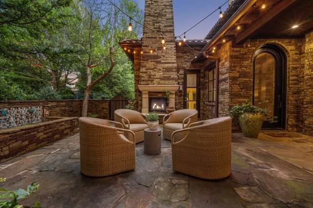 2215 King Fisher Drive, Westlake, TX 76262