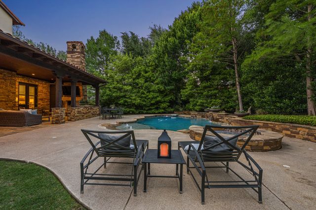 2215 King Fisher Drive, Westlake, TX 76262