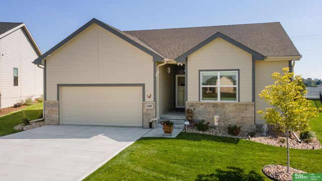 21655 McClellan Drive, Gretna, NE 68028