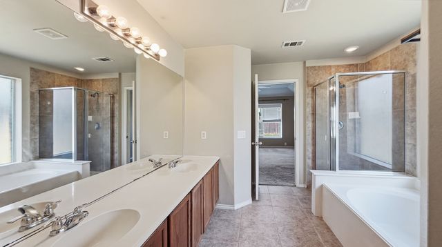 1029 Abigail Drive, Arlington, TX 76002