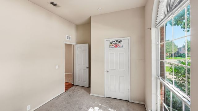 1029 Abigail Drive, Arlington, TX 76002