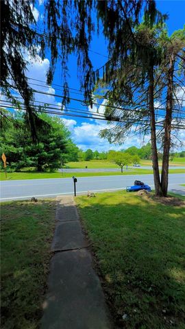 123 Cedarbrook Road, Allentown City, PA 18104