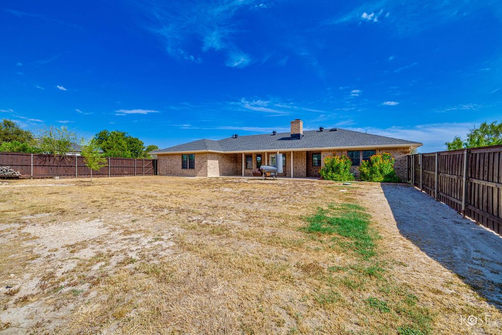 Image 26 of property listing at 153 Edinburgh Road, San Angelo, TX 76901
