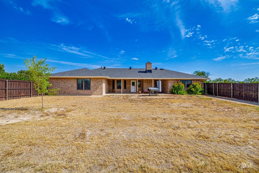 Image 27 of property listing at 153 Edinburgh Road, San Angelo, TX 76901