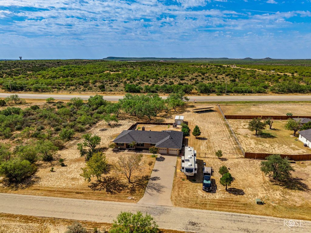 Image 34 of property listing at 153 Edinburgh Road, San Angelo, TX 76901