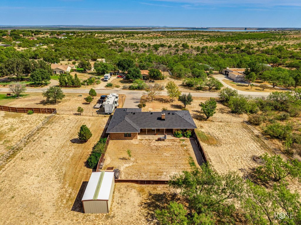 Image 41 of property listing at 153 Edinburgh Road, San Angelo, TX 76901