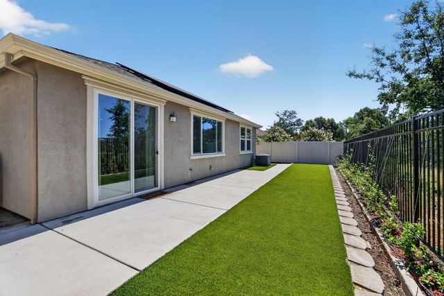 7978 Cobb St, Citrus Heights, CA 95610