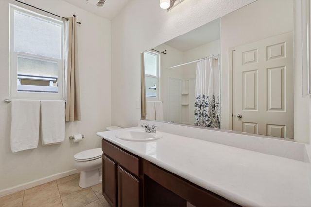 7978 Cobb St, Citrus Heights, CA 95610