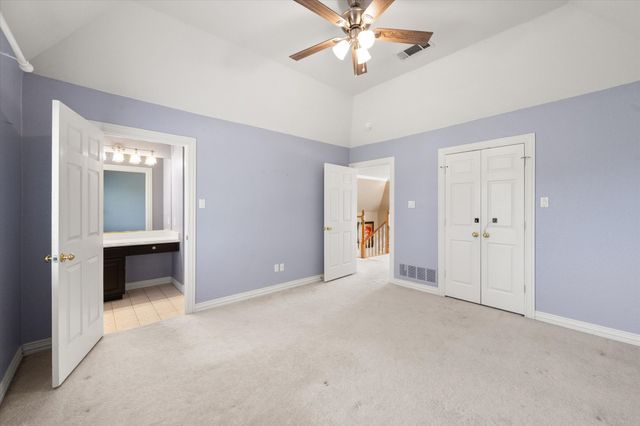 901 Walnut Falls Circle, Mansfield, TX 76063