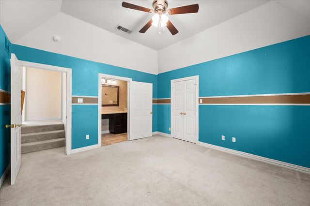 901 Walnut Falls Circle, Mansfield, TX 76063