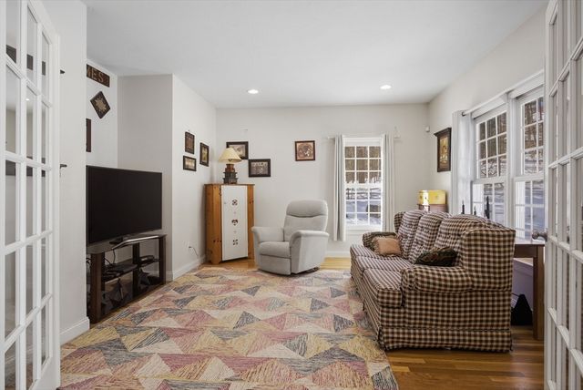 11 Quail Run, Bolton, MA 01740