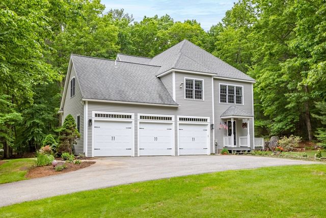 11 Quail Run, Bolton, MA 01740