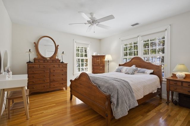 11 Quail Run, Bolton, MA 01740