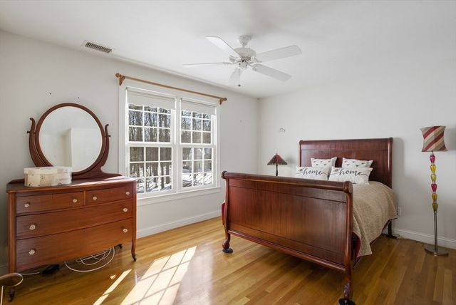 11 Quail Run, Bolton, MA 01740