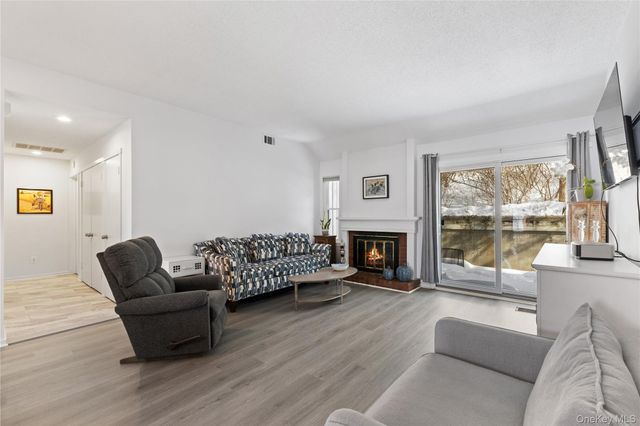 40 Heritage Hills A, Somers, NY 10589