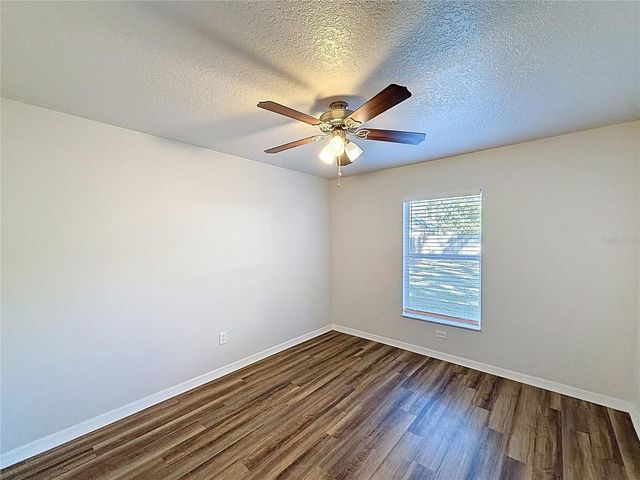 8717 N DEXTER AVENUE, Tampa, FL 33604