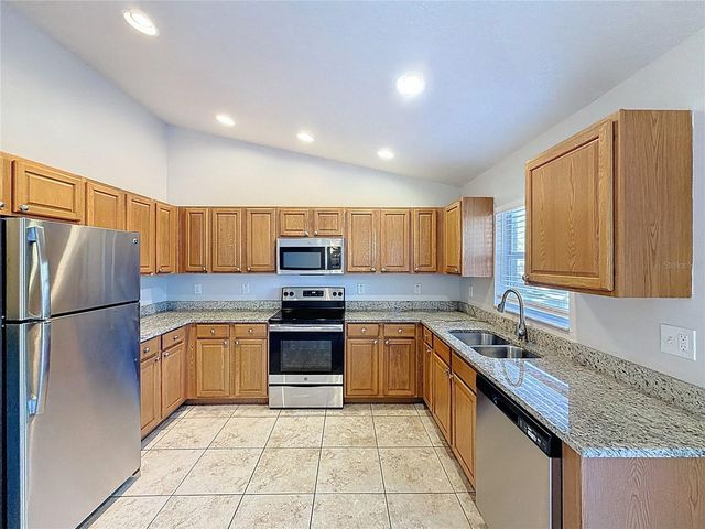 8717 N DEXTER AVENUE, Tampa, FL 33604