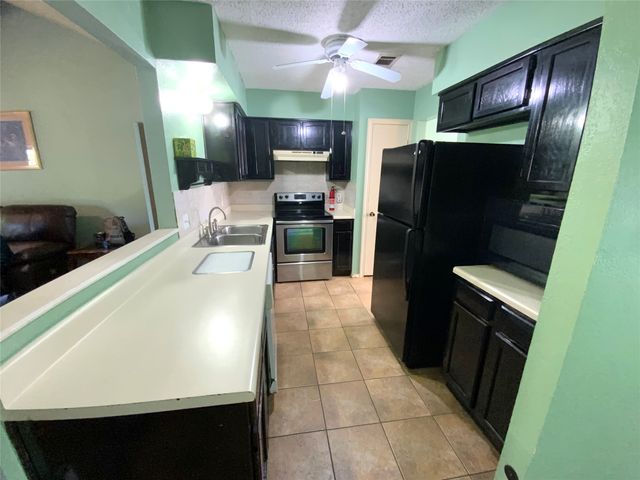 6917 Penhurst Drive, Fort Worth, TX 76133