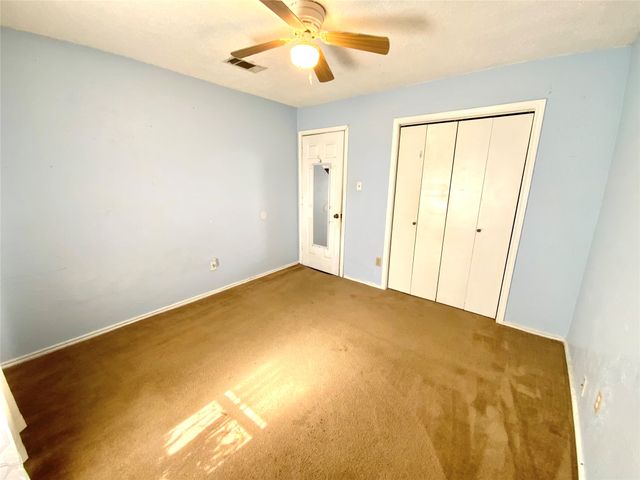 6917 Penhurst Drive, Fort Worth, TX 76133