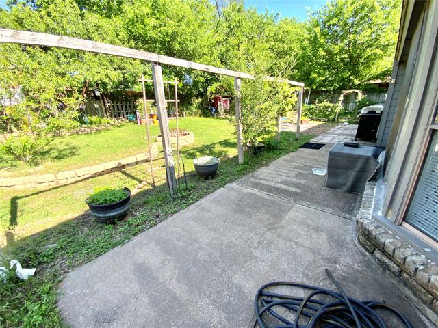 6917 Penhurst Drive, Fort Worth, TX 76133