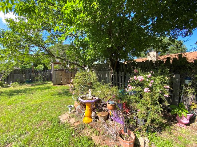 6917 Penhurst Drive, Fort Worth, TX 76133