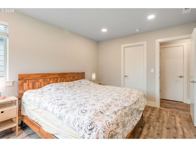 15891 Se TALLINA Dr, Damascus, OR 97089