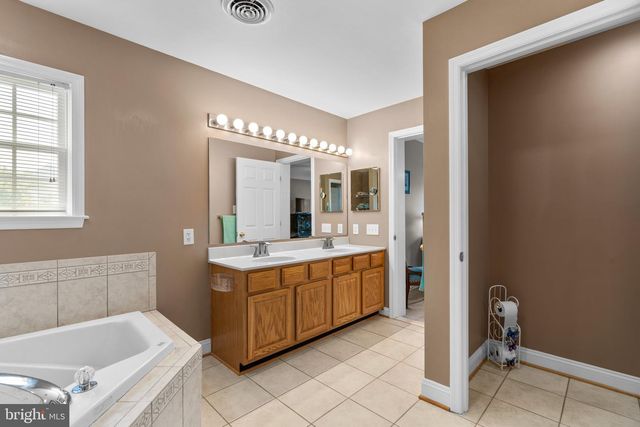 308 CLIFTON AVE, Arnold, MD 21012