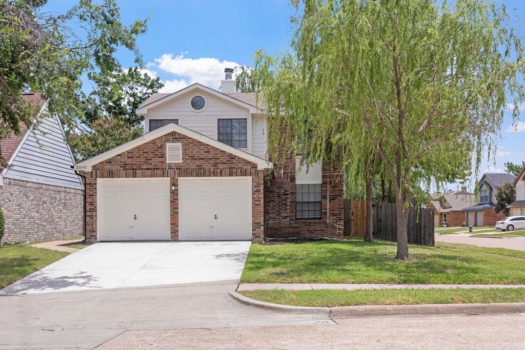 2045 Sienna Trail, Lewisville, TX 75067