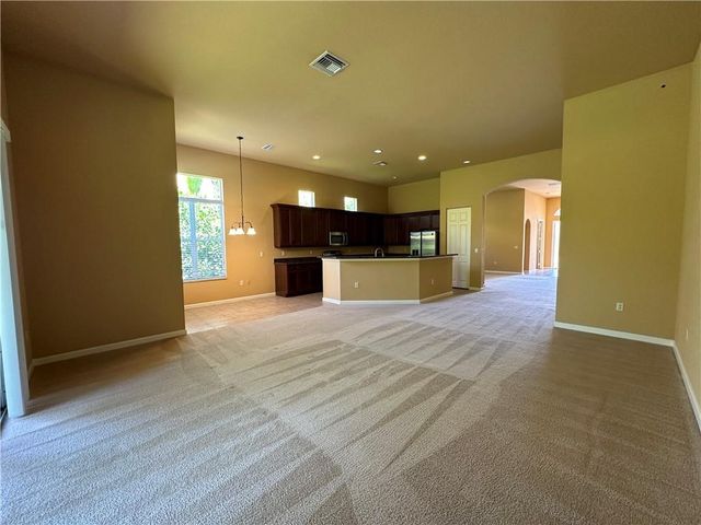 3330 Burlington Place SW, Vero Beach, FL 32968