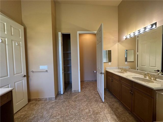 3330 Burlington Place SW, Vero Beach, FL 32968