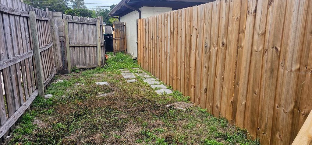 Image 12 of property listing at Address unavailable.