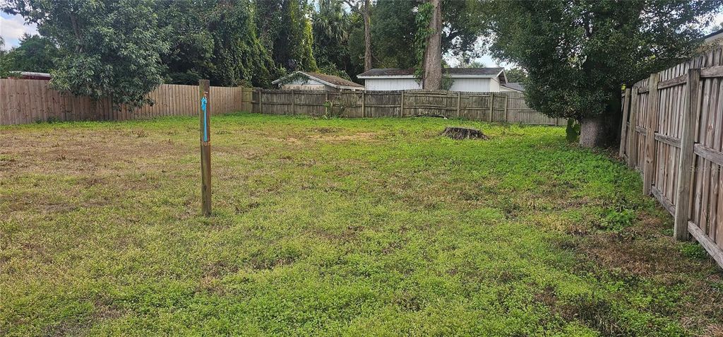 Image 14 of property listing at Address unavailable.