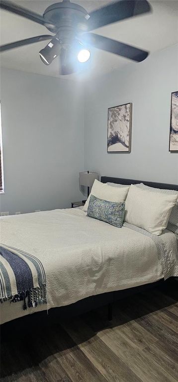 Image 8 of property listing at Address unavailable.