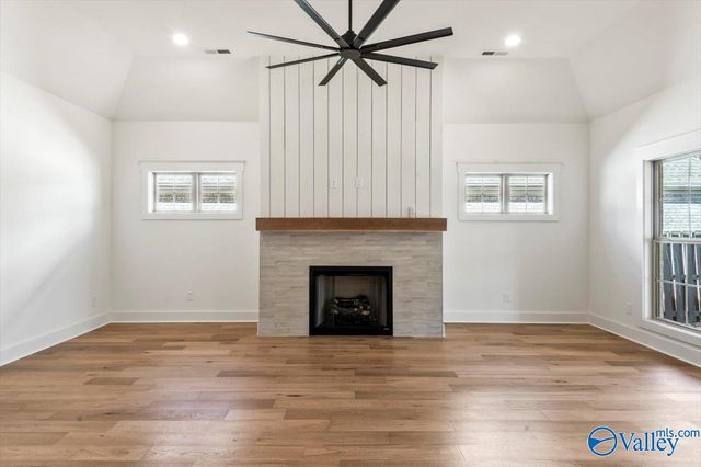 5 Hidden Grove Circle SW, Huntsville, AL 35803