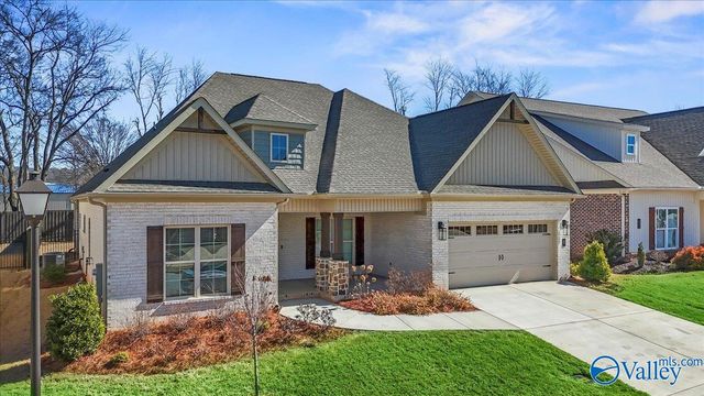 5 Hidden Grove Circle SW, Huntsville, AL 35803