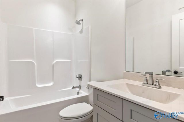 5 Hidden Grove Circle SW, Huntsville, AL 35803