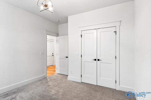 5 Hidden Grove Circle SW, Huntsville, AL 35803