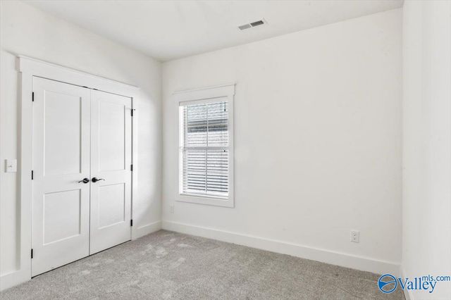 5 Hidden Grove Circle SW, Huntsville, AL 35803