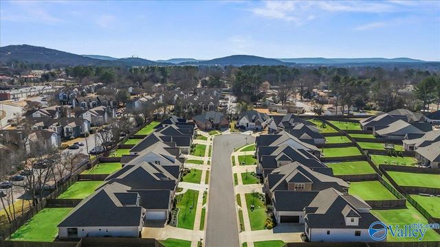 5 Hidden Grove Circle SW, Huntsville, AL 35803