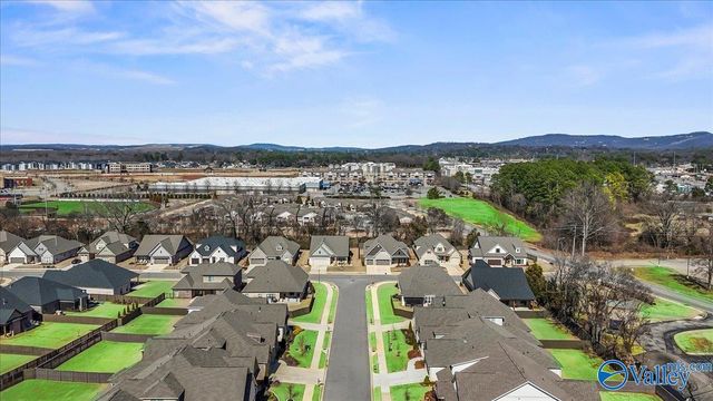 5 Hidden Grove Circle SW, Huntsville, AL 35803