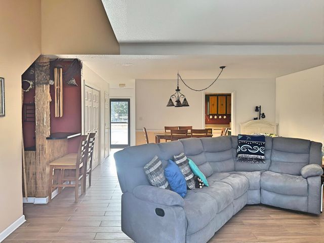 1012 Possum Trot Rd Apt F42, North Myrtle Beach, SC 29582