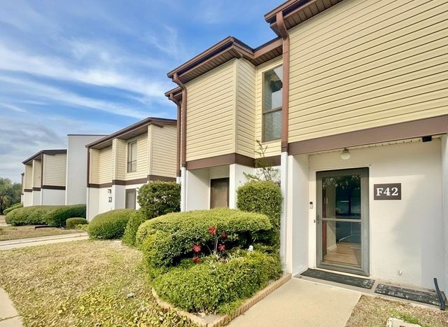 1012 Possum Trot Rd Apt F42, North Myrtle Beach, SC 29582