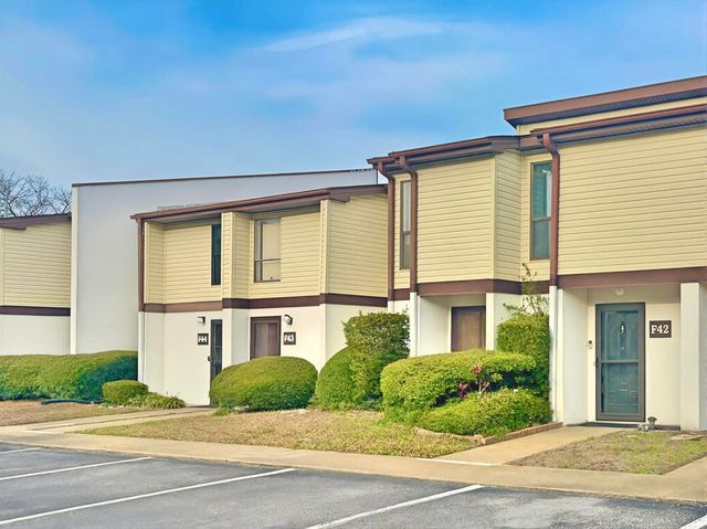 1012 Possum Trot Rd Apt F42, North Myrtle Beach, SC 29582