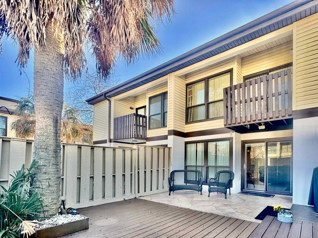 1012 Possum Trot Rd Apt F42, North Myrtle Beach, SC 29582