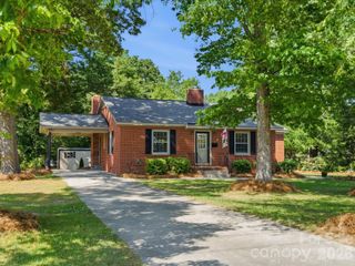 419 Knox Street, Clover, SC 29710