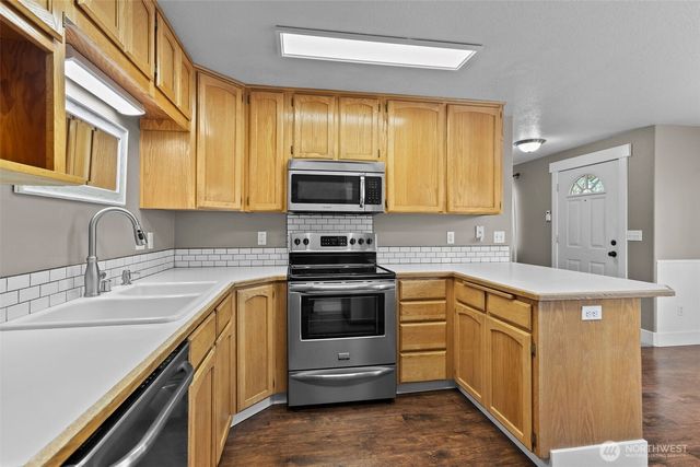 134 N Johnson Avenue, Yacolt, WA 98675