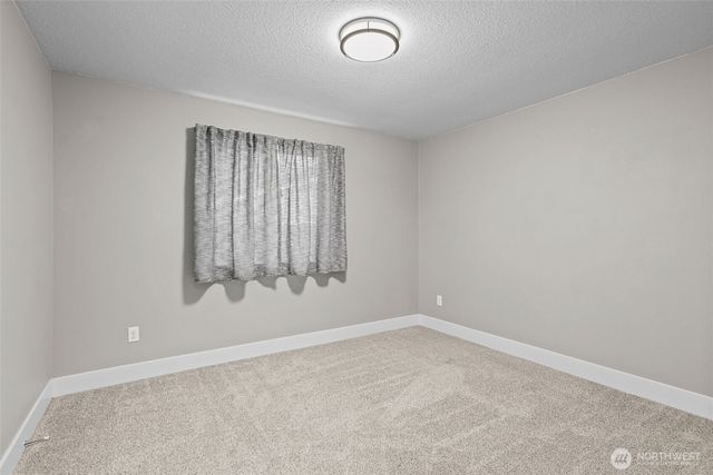 134 N Johnson Avenue, Yacolt, WA 98675