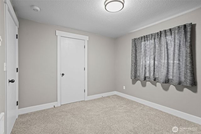 134 N Johnson Avenue, Yacolt, WA 98675