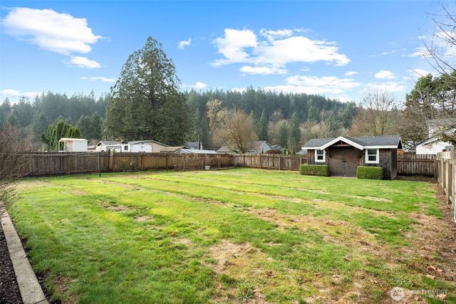 134 N Johnson Avenue, Yacolt, WA 98675